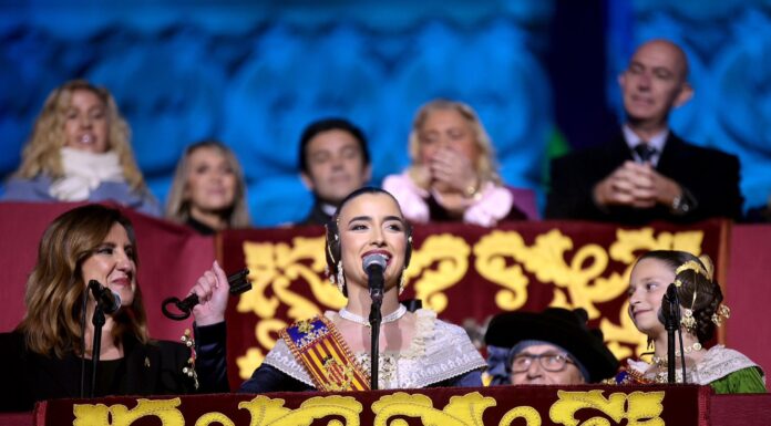 Carmen Prades y Marta Mercader: «Ja estem en Falles!»