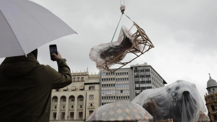 7televalencia-viento-fallas Lluvias y viento podrán frenar actos falleros: así será el protocolo anti-temporal para blindar las Fallas