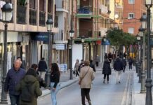 Paterna reforça el seu suport al comerç de proximitat amb una segona campanya per Sant Valentí Carrer Major de Paterna