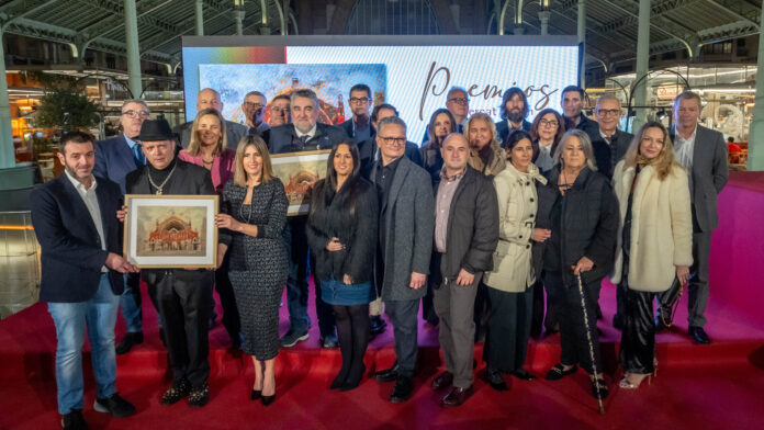 7teleValencia - Premios Meracado de Colón El Mercado de Colón entrega sus primeros premios en una gala dedicada al talento valenciano y celebra su papel como motor social y cultural de Valencia