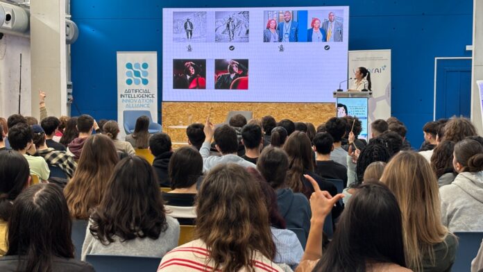 7televalencia Referentes femeninos en IA frente a quienes diseñarán el mañana