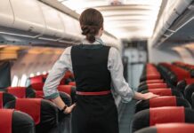 Air Nostrum busca azafatos de vuelo en València: conoce los requisitos y cómo presentarse a la entrevista