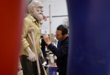 La Fallera Mayor de València descubre la Falla Municipal 2026: así es “Hope”