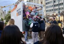 ¿Cuándo llegan las primeras piezas de la Falla Municipal a la plaza del Ayuntamiento?