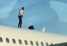 Un hombre corre por el techo de un avión en Manises para sorpresa de la tripulación