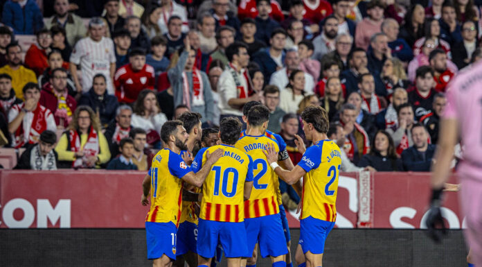 Victoria decisiva del Valencia CF en Sevilla