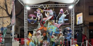 Las fallas infantiles ya están en las calles: la ruta perfecta para ver las mejores