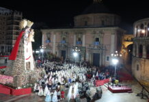 Valencia estudia ampliar la Ofrenda a tres días ante el crecimiento de falleros