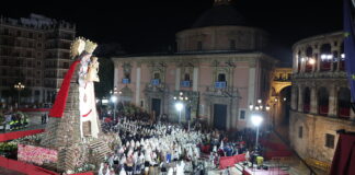 Valencia estudia ampliar la Ofrenda a tres días ante el crecimiento de falleros