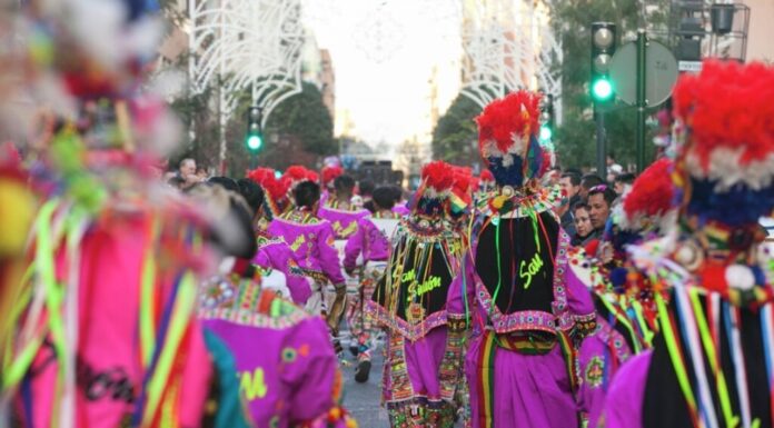 Cortes y restricciones de tráfico en València este fin de semana: Carnaval de Russafa y 10K Femenina Carnaval de Russafa