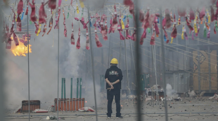 La mascletà del jueves, en vilo por chubascos y tormentas