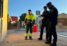 Paterna endurix les sancions amb multes de 1.000 euros per no arreplegar les deposicions canines Campanya ADN caní de Paterna