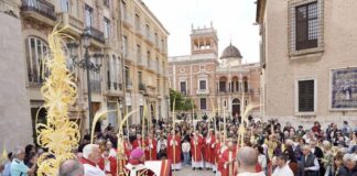 Estos son las principales actos del Domingo de Ramos en el centro y en el marítimo