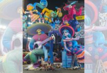 Cuba-Literato Azorín planta una falla inacabada en Sección Especial Falla Cuba - Literato Azorín