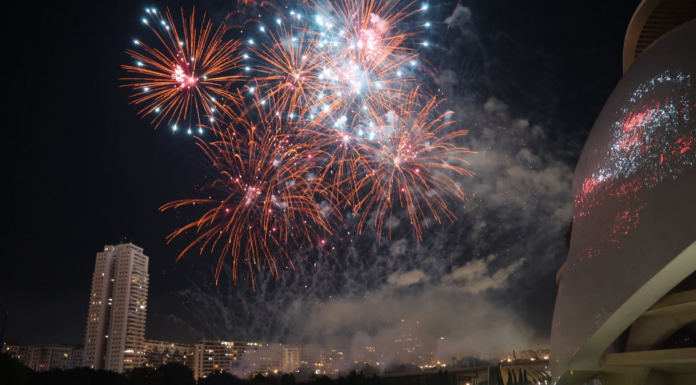 Nit del foc 2026: este es el mejor sitio para disfrutar del castillo de esta noche