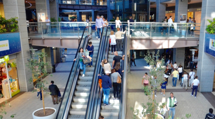 Calendario de apertura de centros comerciales en Semana Santa 2026: qué días abren y cuáles cierran Calendario de apertura de centros comerciales en Semana Santa 2026: qué días abren y cuáles cierran