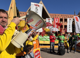 La huelga de educación vacía las aulas y moviliza piquetes y protestas en toda la Comunitat Valenciana