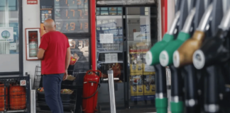 El precio del combustible se dispara: así impacta la guerra de Irán en València