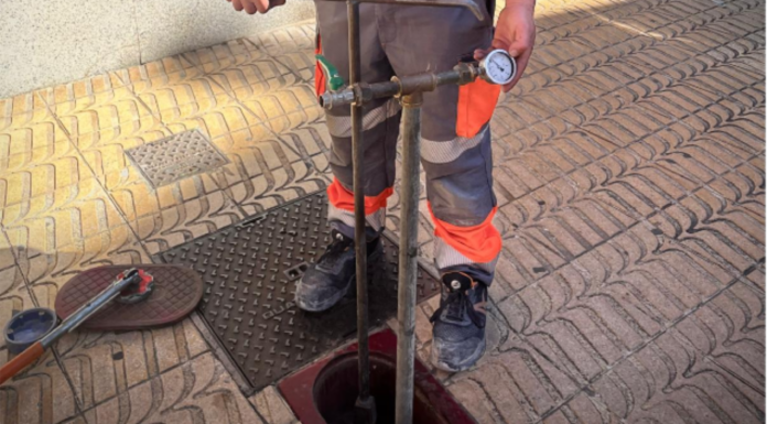 Veolia inicia una campaña de revisión de más de 250 hidrantes por Fallas Veolia inicia una campaña de revisión de más de 250 hidrantes por Fallas