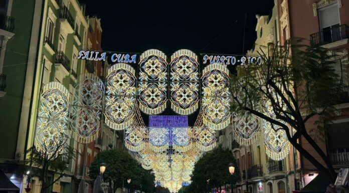 Así lucen las calles mejor iluminadas de Valencia