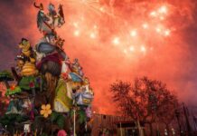 Un disparo pirotécnico con mensaje de paz y esperanza coronará la plantà de la falla del Ayuntamiento