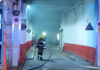 Incendio en un garaje tomado por indigentes en la calle Xàtiva