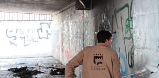 Neteja de grafitis a Paterna