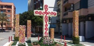 Las Cruces de Mayo salen a las calles de València esta semana