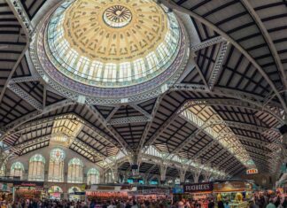 Interior del Mercado Central