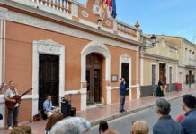 Torrent reviu el seu llegat modernista amb gran acolliment en una nova edició de “Rutes del Temps” Visita per la Ruta Modernista de Torrent