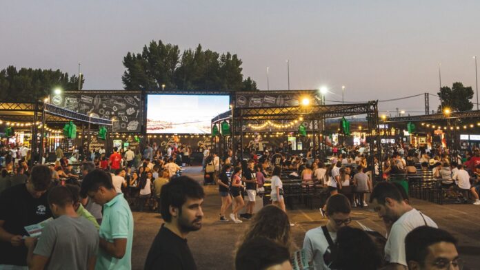 Ambiente en un festival gastronómico