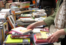 El Mercat Central celebra el Día del Libro con un mercadillo solidario