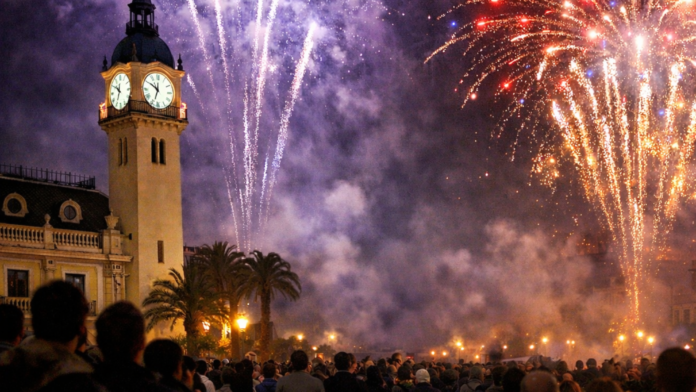 7televalencia-fuegos-artificiales La pólvora vuelve a Valencia: estos son los dos espectáculos pirotécnicos que se dispararán en Semana Santa