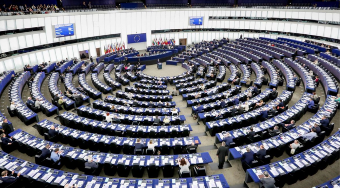 El teletrabajo obligatorio podría volver a España para frenar la crisis energética de la guerra El teletrabajo obligatorio podría volver a España para frenar la crisis energética de la guerra