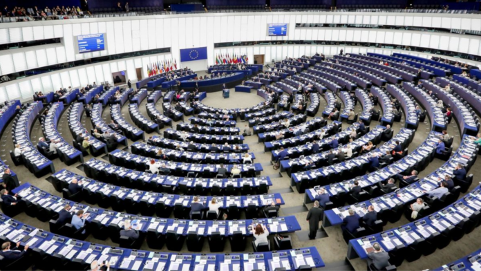 El teletrabajo obligatorio podría volver a España para frenar la crisis energética de la guerra