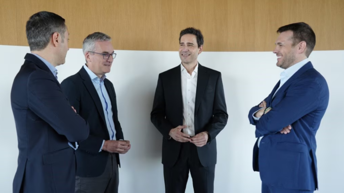 BBVA y Repsol impulsan la reducción de emisiones en el transporte empresarial