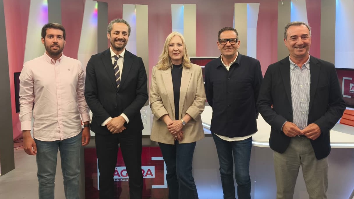 Representantes municipales en Ágora