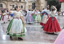 Lugar y hora de la Dansà infantil en honor a la Virgen de los Desamparados Lugar y hora de la Dansà infantil en honor a la Virgen de los Desamparados