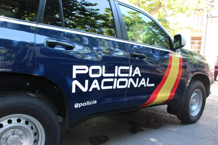 Atracan una farmacia de Valencia y amenazan a las empleadas con un cuchillo