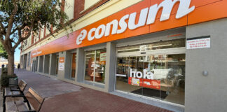 Consum obri una nova tenda en Sagunt
