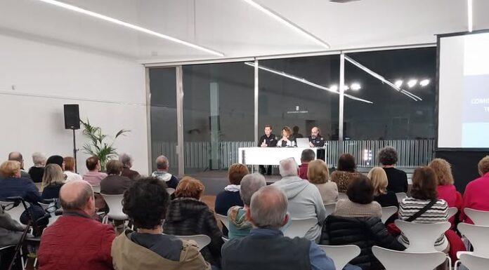Torrent organitza una xarrada sobre autoprotecció davant les noves modalitats delictives Torrent organitza una xarrada sobre autoprotecció davant les noves modalitats delictives