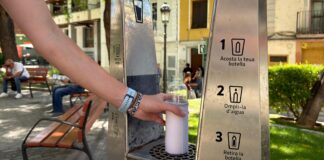 Una de las fonts públiques d'aigua refrigerada en Paterna