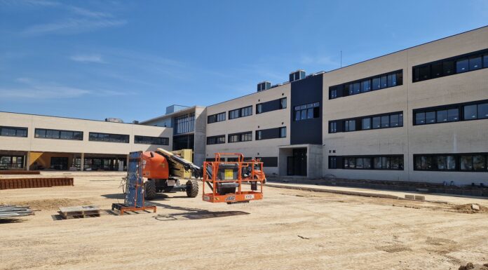 Alboraia i Educació preparen el trasllat al nou IES La Patacona per a aquest estiu La Zona Esportiva Exterior i l’arbratge del nou IES La Patacona avancen en la seua fase final