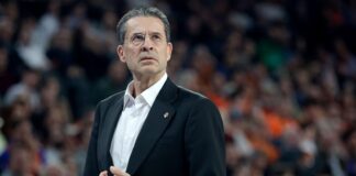 Pedro Martínez sigue haciendo historia al frente del Valencia Basket MIGUEL ÁNGEL POLO / AGENCIA EFE