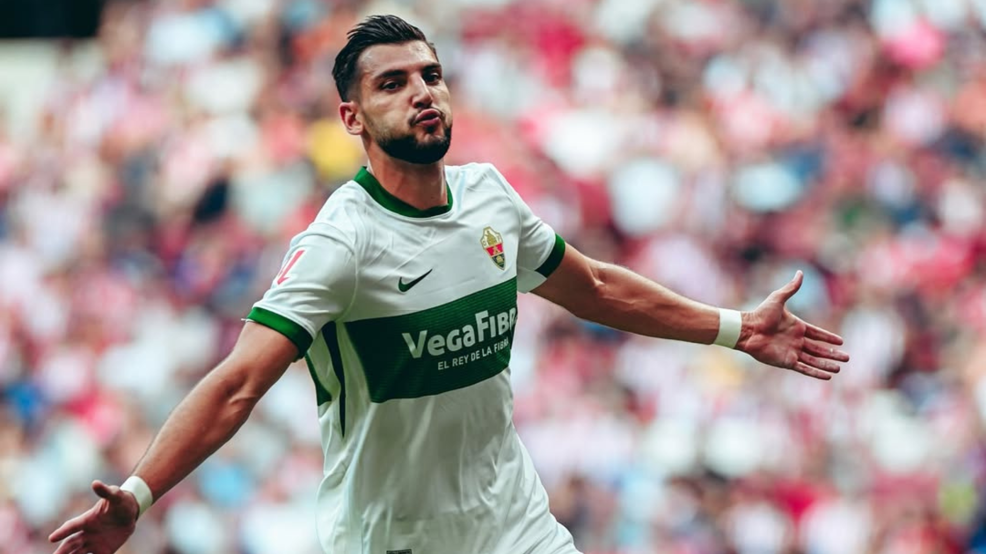 Rafa Mir juega actualmente en el equipo ilicitano. Elche CF