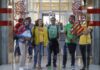 Sin acuerdo en Educación: Conselleria fija una nueva reunión mientras continua la huelga de docentes Representantes sindicales docentes a las puertas de la Conselleria de Educación. - ROBER SOLSONA/EUROPA PRESS