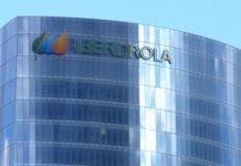 Iberdrola aporta más de 1.100 millones a la Comunitat Valenciana y acelera sus inversiones energéticas Iberdrola aporta más de 1.100 millones a la Comunitat Valenciana y acelera sus inversiones energéticas