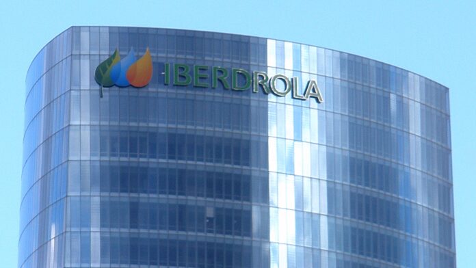Bilbao_-_Torre_Iberdrola_17 Iberdrola aporta más de 1.100 millones a la Comunitat Valenciana y acelera sus inversiones energéticas