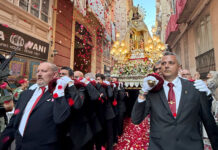 Este es el horario y recorrido de la procesión de esta tarde