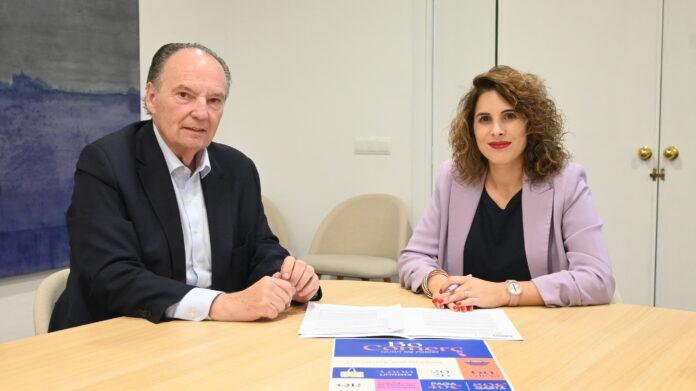 El presidente de Cámara Valencia, José Vicente Morata, y la alcaldesa de Quart de Poblet, Cristina Mora